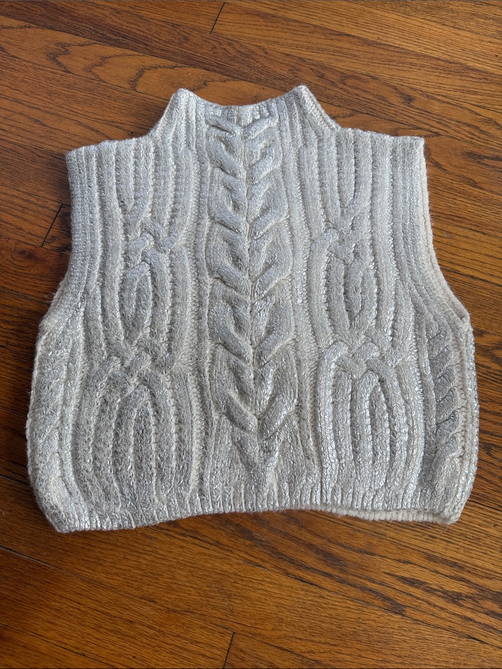 Zara Metallic Cable Knit Sweater Vest Mock Neck Chunky Knit | NWOT Size Large - Picture 6 of 7